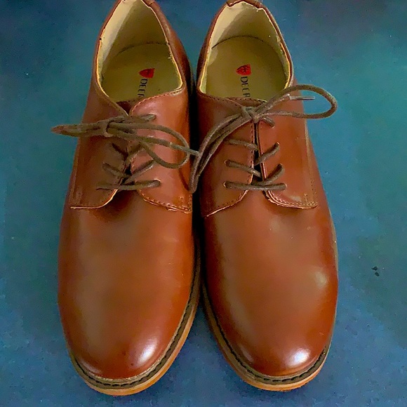 EUC Deerstags boys brown dress shoes, sz 5M - Picture 1 of 4